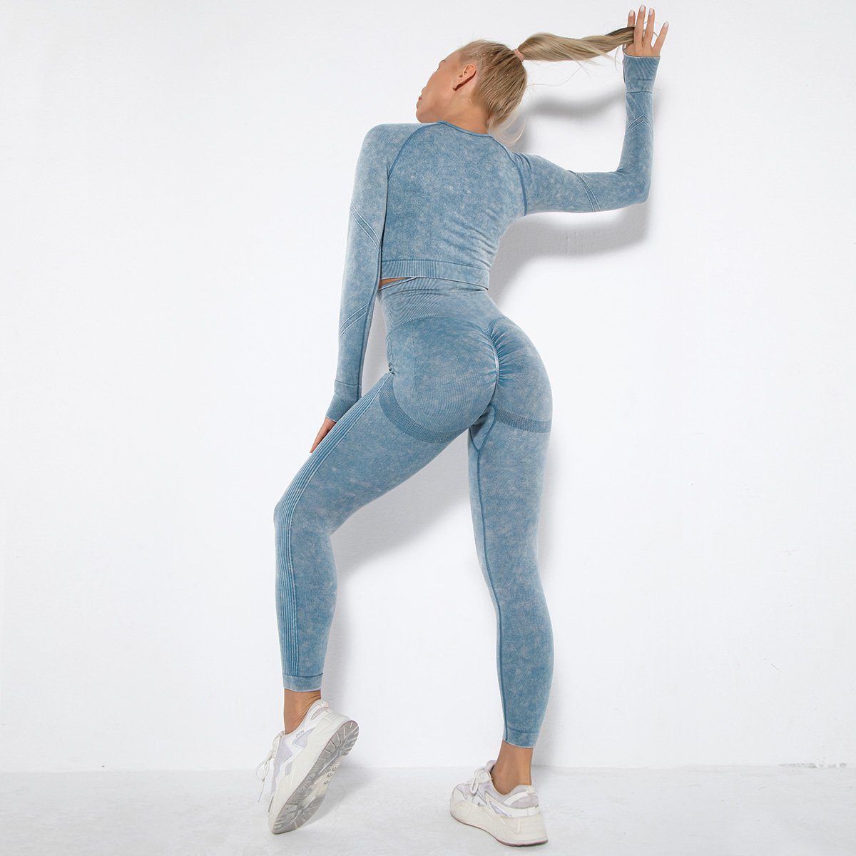 Elevate Your Style with Sculpting Feather Leggings