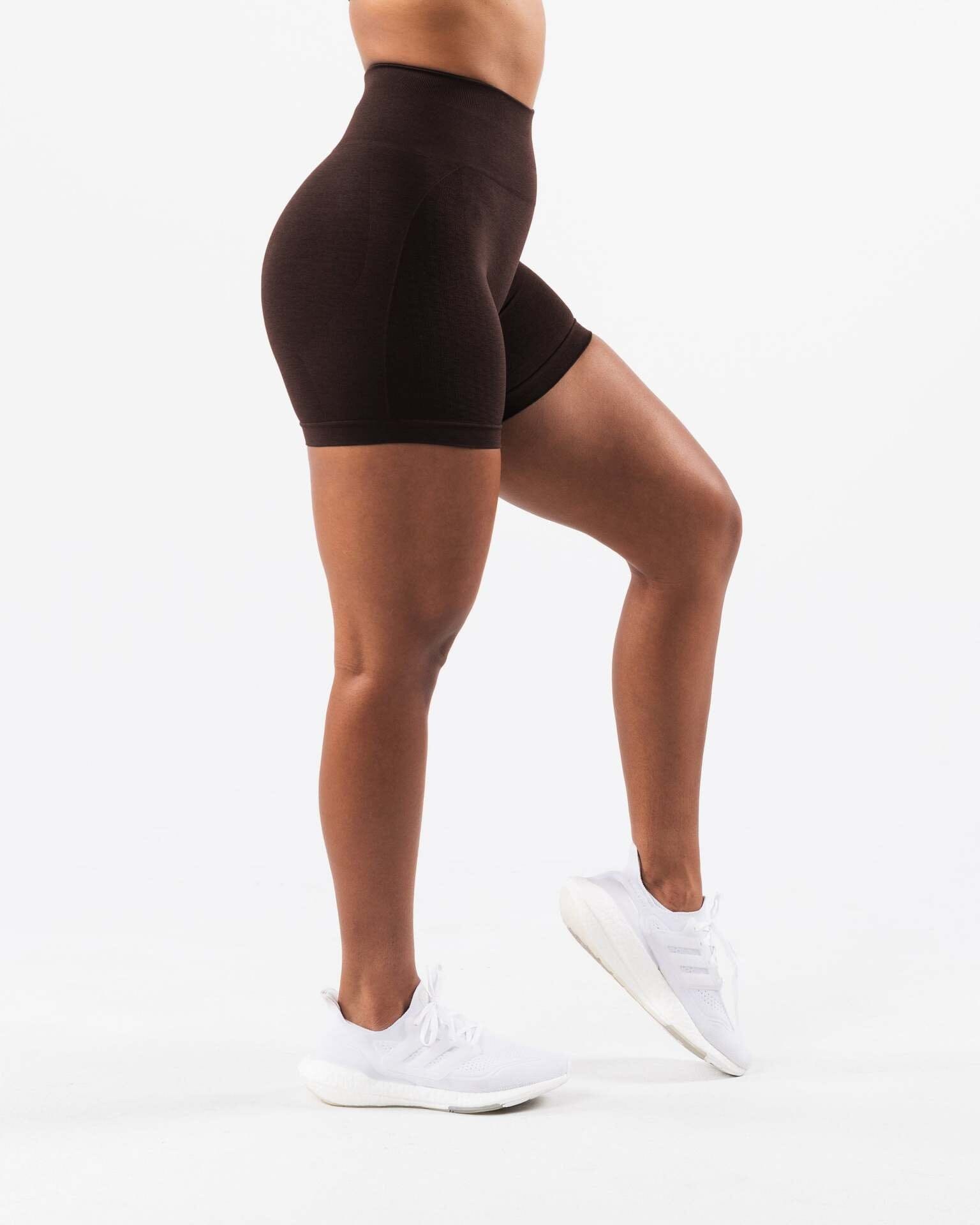 Vibrant Jacquard Seamless Shorts for Ultimate Comfort