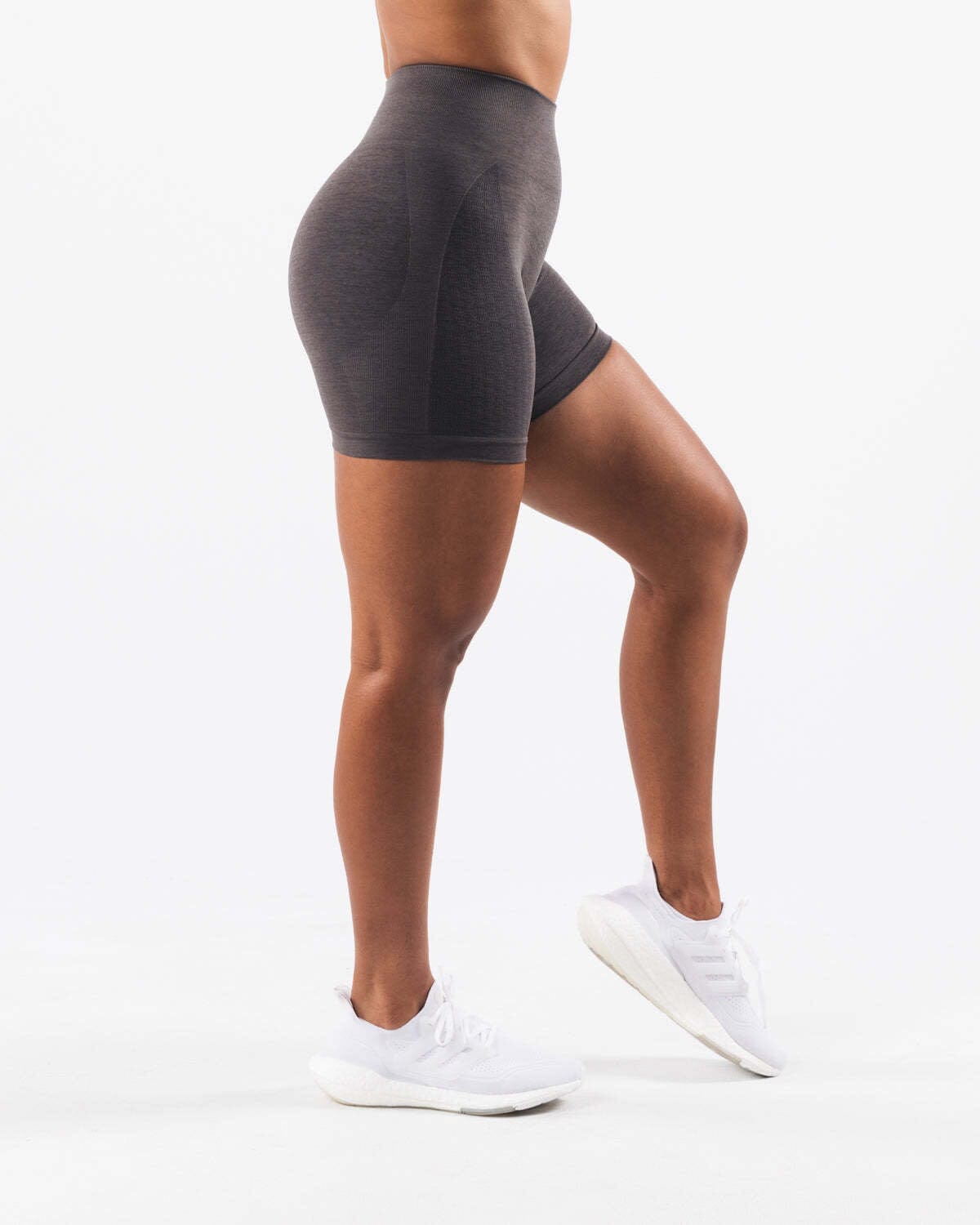 Vibrant Jacquard Seamless Shorts for Ultimate Comfort