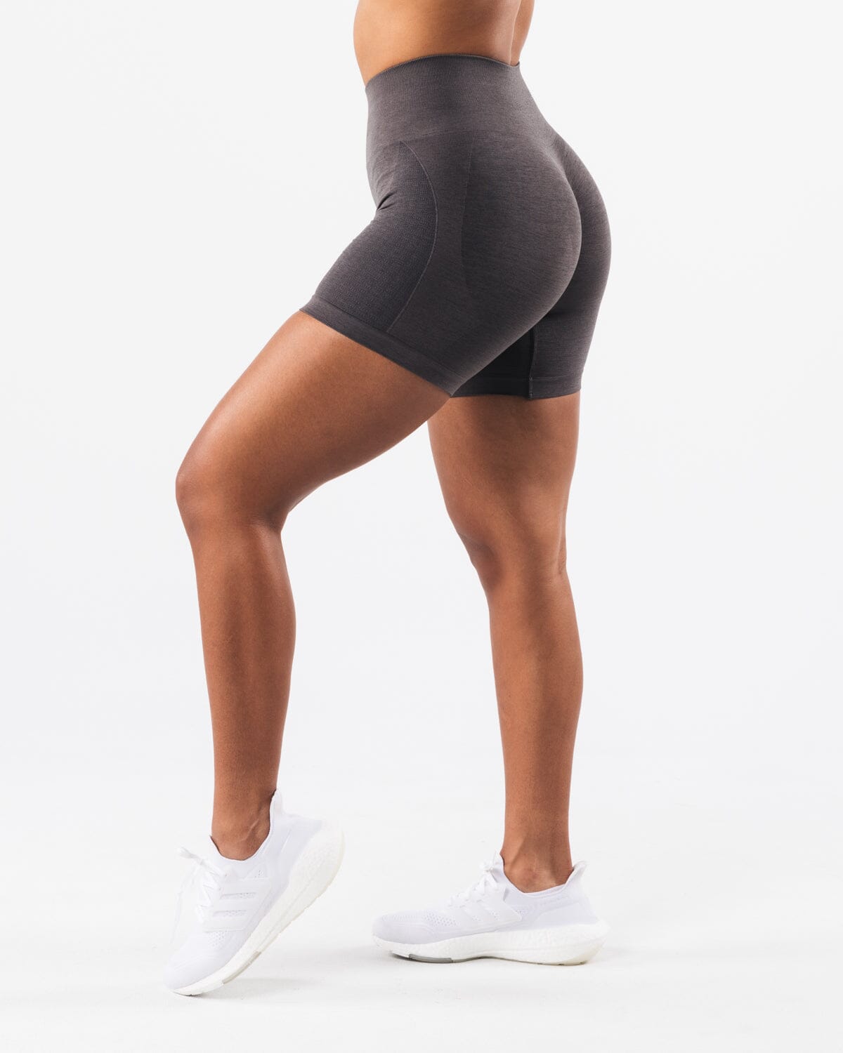 Vibrant Jacquard Seamless Shorts for Ultimate Comfort