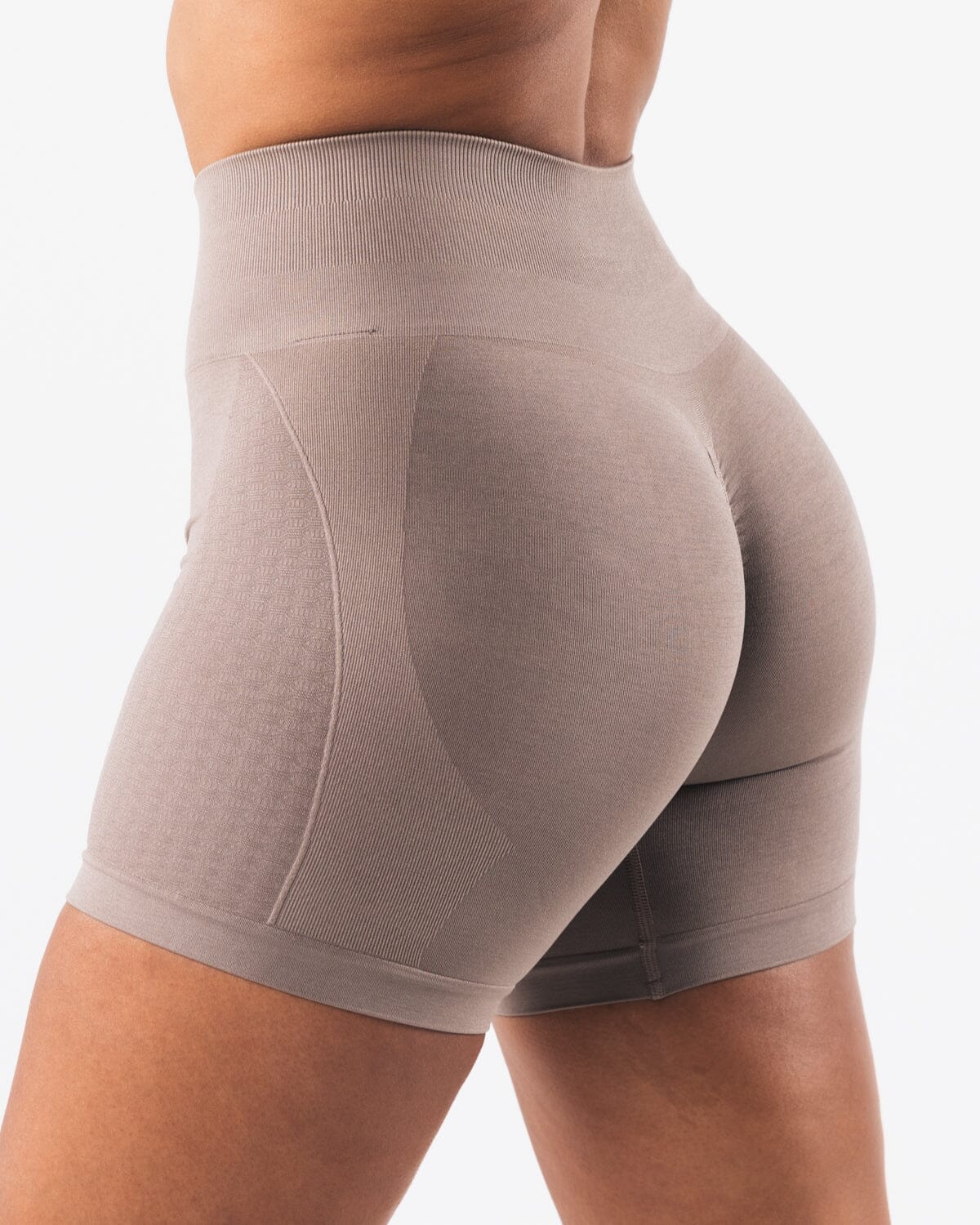 Vibrant Jacquard Seamless Shorts for Ultimate Comfort