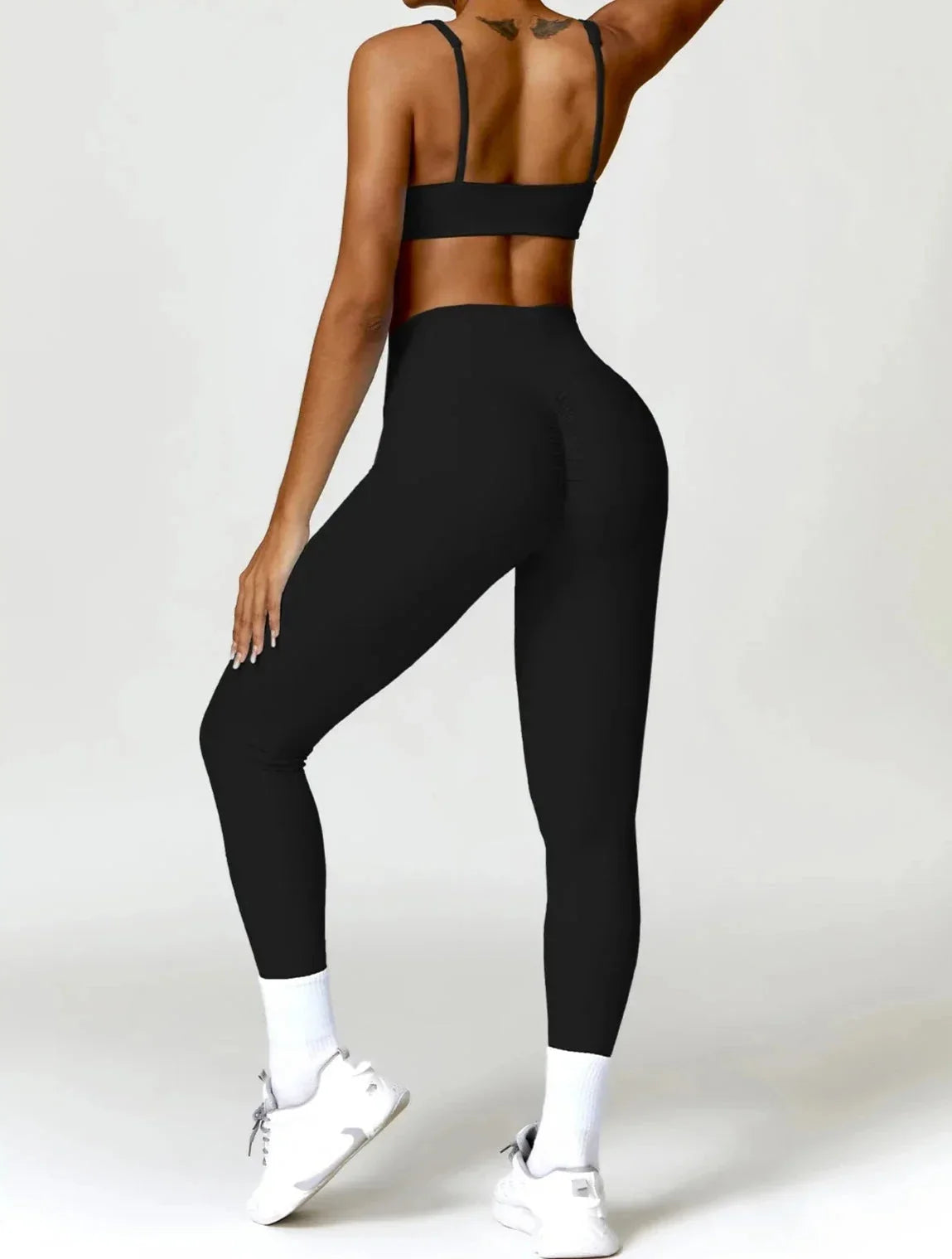Elevate Your Workout with the Charm Flex Performance Bra and Leggings Set