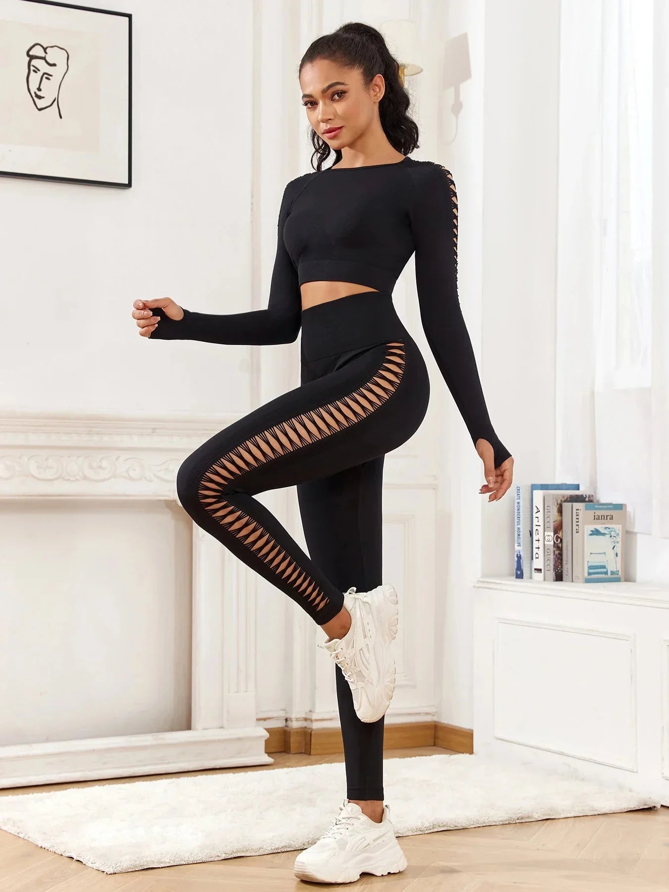 Chic Seamless Hollow Crop Top for Effortless Style