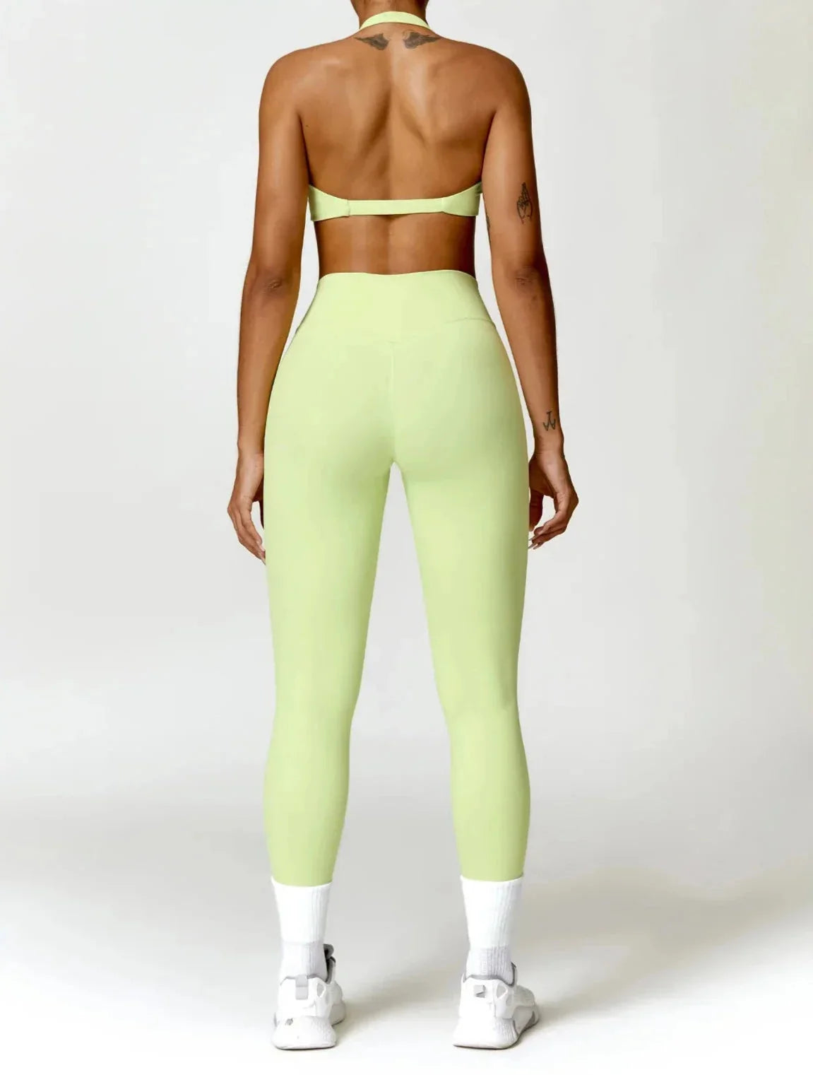 Chic Glam Flow Yoga Ensemble - Leggings & Stylish Top