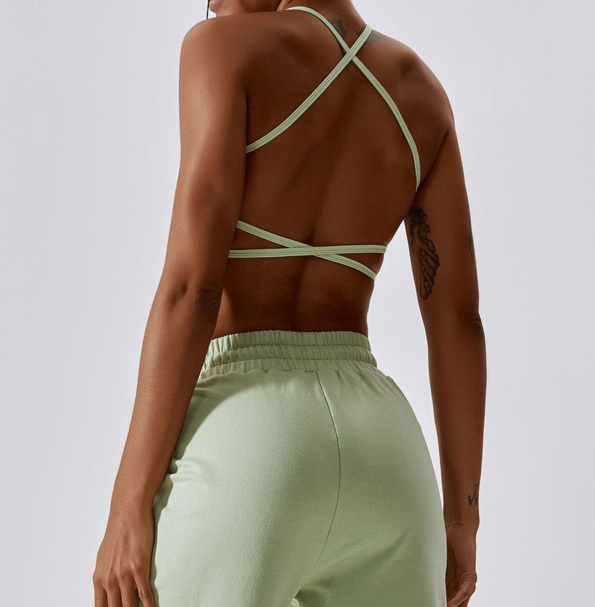 Chic Cross-Back Halter Bra for Ultimate Comfort and Support