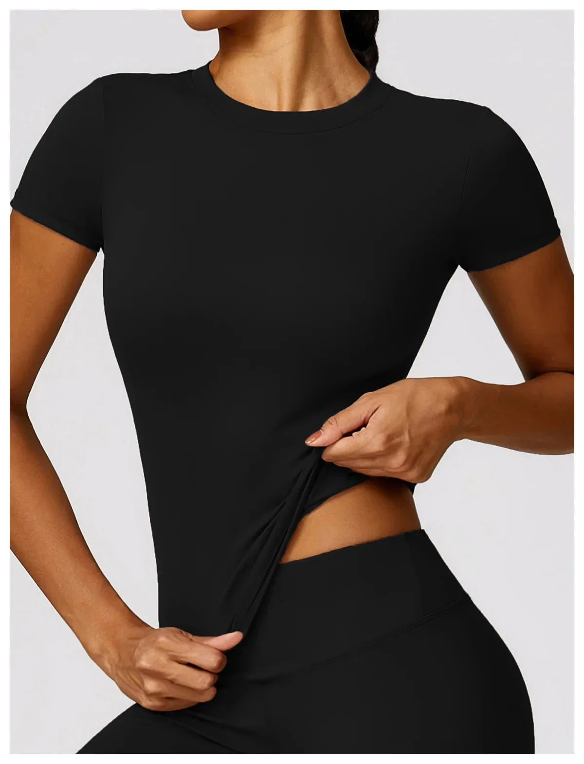 Ultimate Workout Collection - Stylish Leggings & Performance Shirt