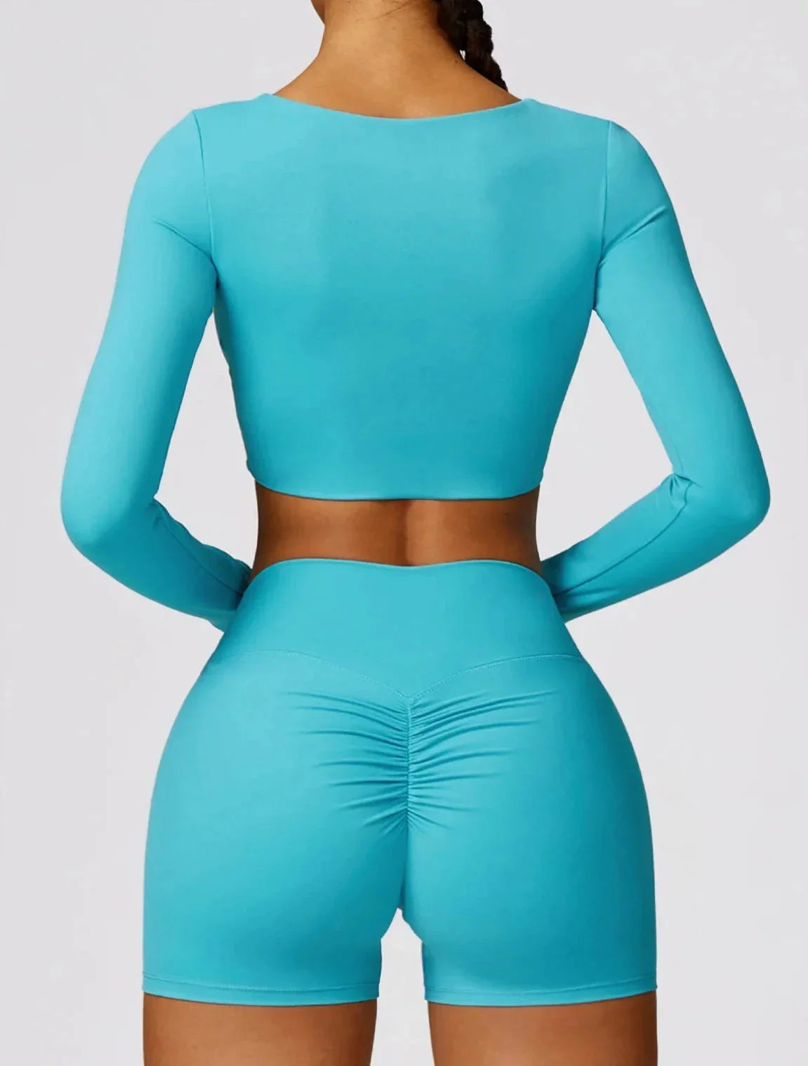 Chic Long Sleeve Cropped Top for Ultimate Comfort
