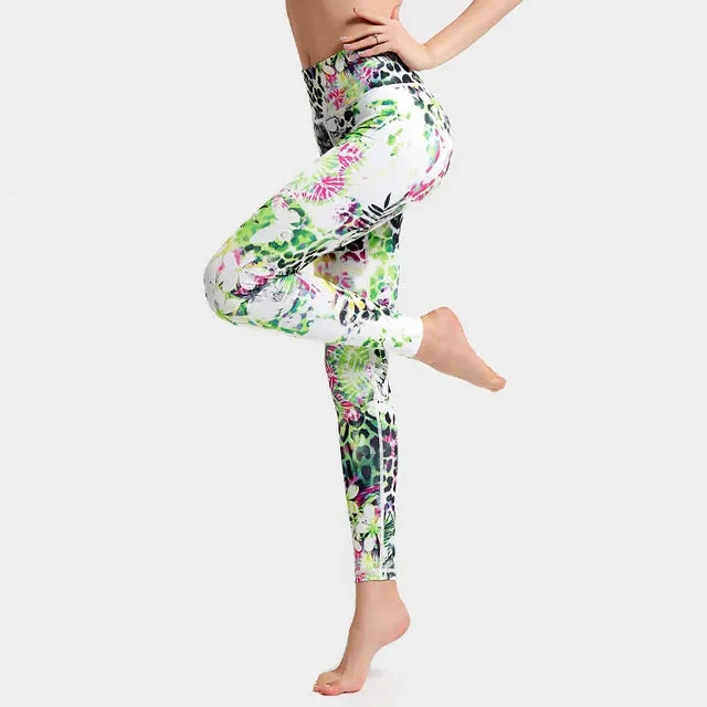 Exciting Graphical Design Seamless Leggings