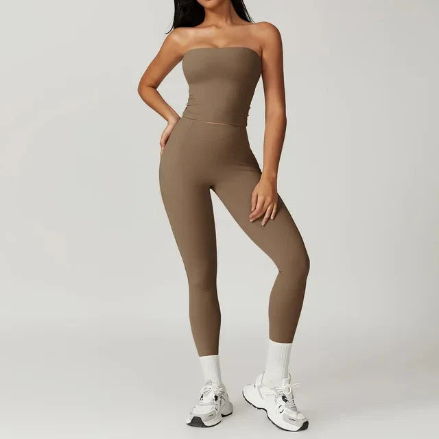 Elevate Your Workout: Performance Leggings & Stylish Top Set