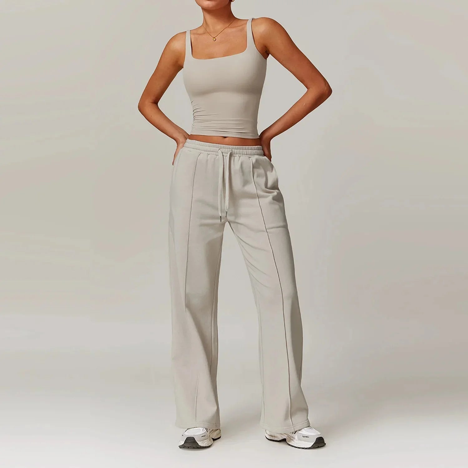Ultimate Synergy Workout Set - Stylish Crop Top & Trendy Pants