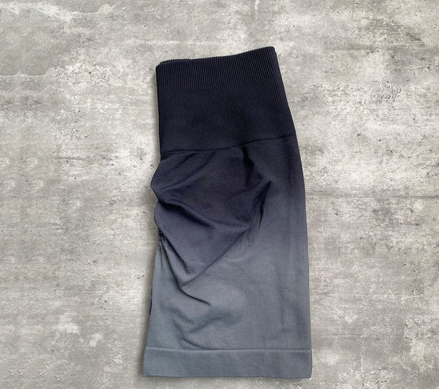 Vibrant Gradient Seamless Performance Shorts
